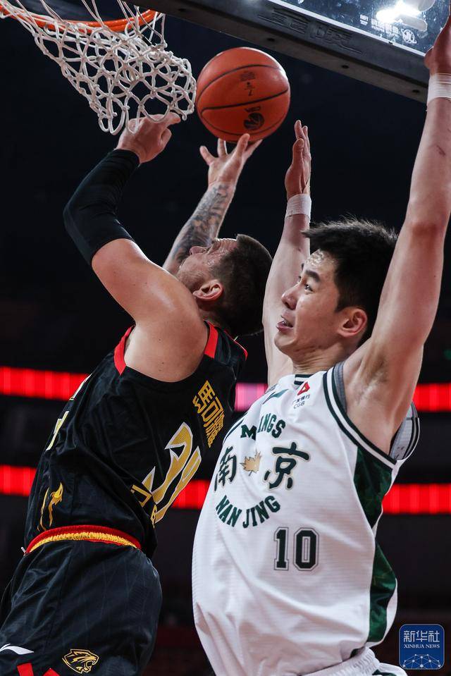 CBA常规赛｜深圳马可波罗胜南京天之蓝